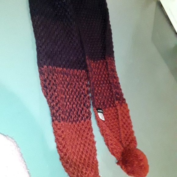 Gradient Scarf by Rampage - Picture 3 of 5